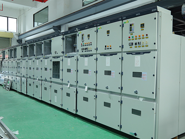 Panel Switchgear LV GaoBo 33kv 24kv Enlit Asia 2025 menerima pujian bulat dari pelanggan Thailand